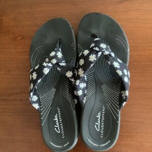 Clarks Cloudstepper Sandals